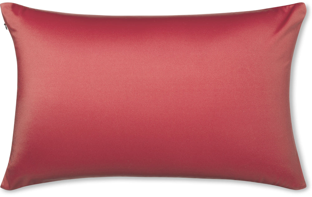 Throw Pillow – Maroon: 1 PCS Luxurious Premium Microbead Pillow With 85/15 Nylon/Spandex Fabric. Forever Fluffy, Outstanding Beauty & Support. Silky, Soft & Beyond Comfortable